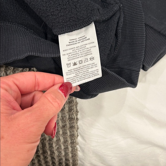 Nike Black Hoodie with White Logo - Picture 5 of 6